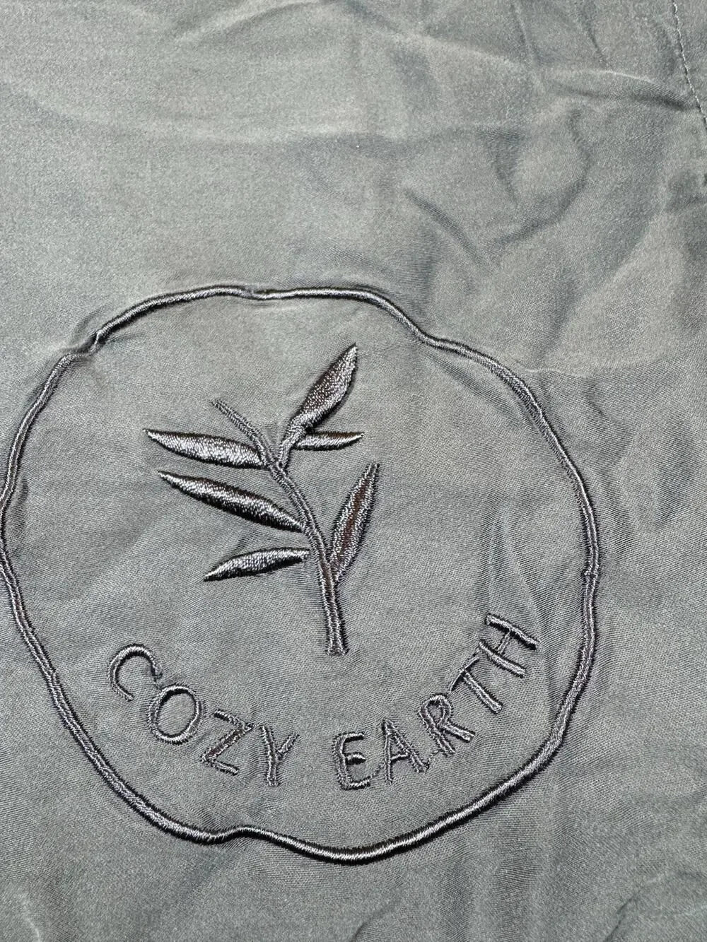 Cozy Earth King Size Flat Sheet Gray 100% Viscose From Bamboo Preowned 104X104”